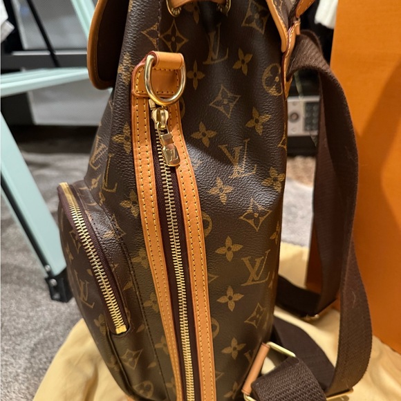 Authentic Louis Vuitton Bosphore Backpack with Monogram Pattern - Picture 5 of 11